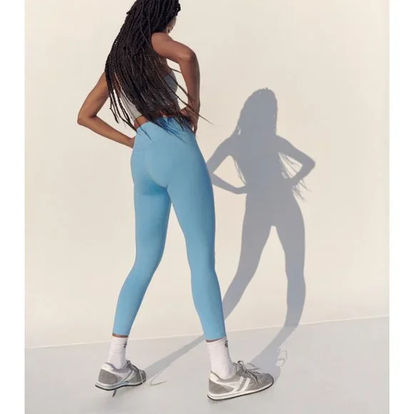 🎉LAST CHANCE🎉 NWT FP Movement Wrap Lose Control Legging / Alaskan Blue - Picture 2 of 5